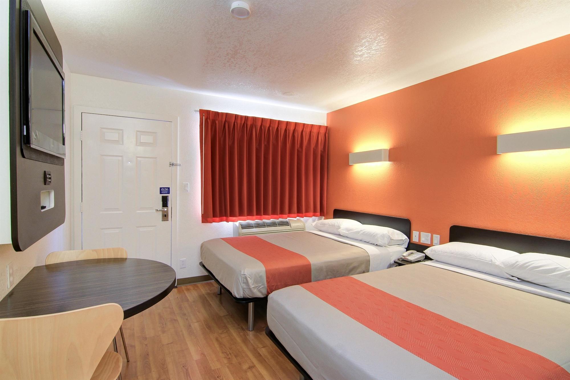 Motel 6 Old Town Scottsdale Fashion Square Zewnętrze zdjęcie
