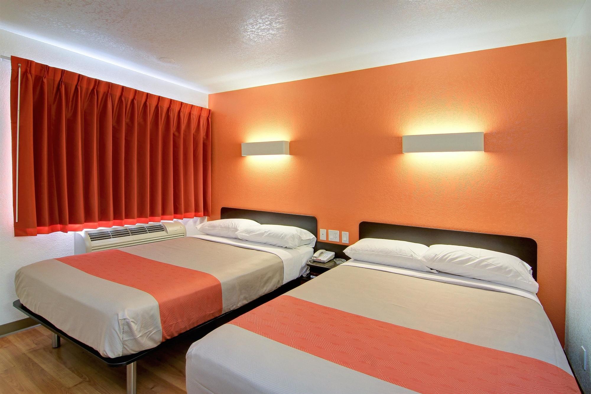 Motel 6 Old Town Scottsdale Fashion Square Zewnętrze zdjęcie
