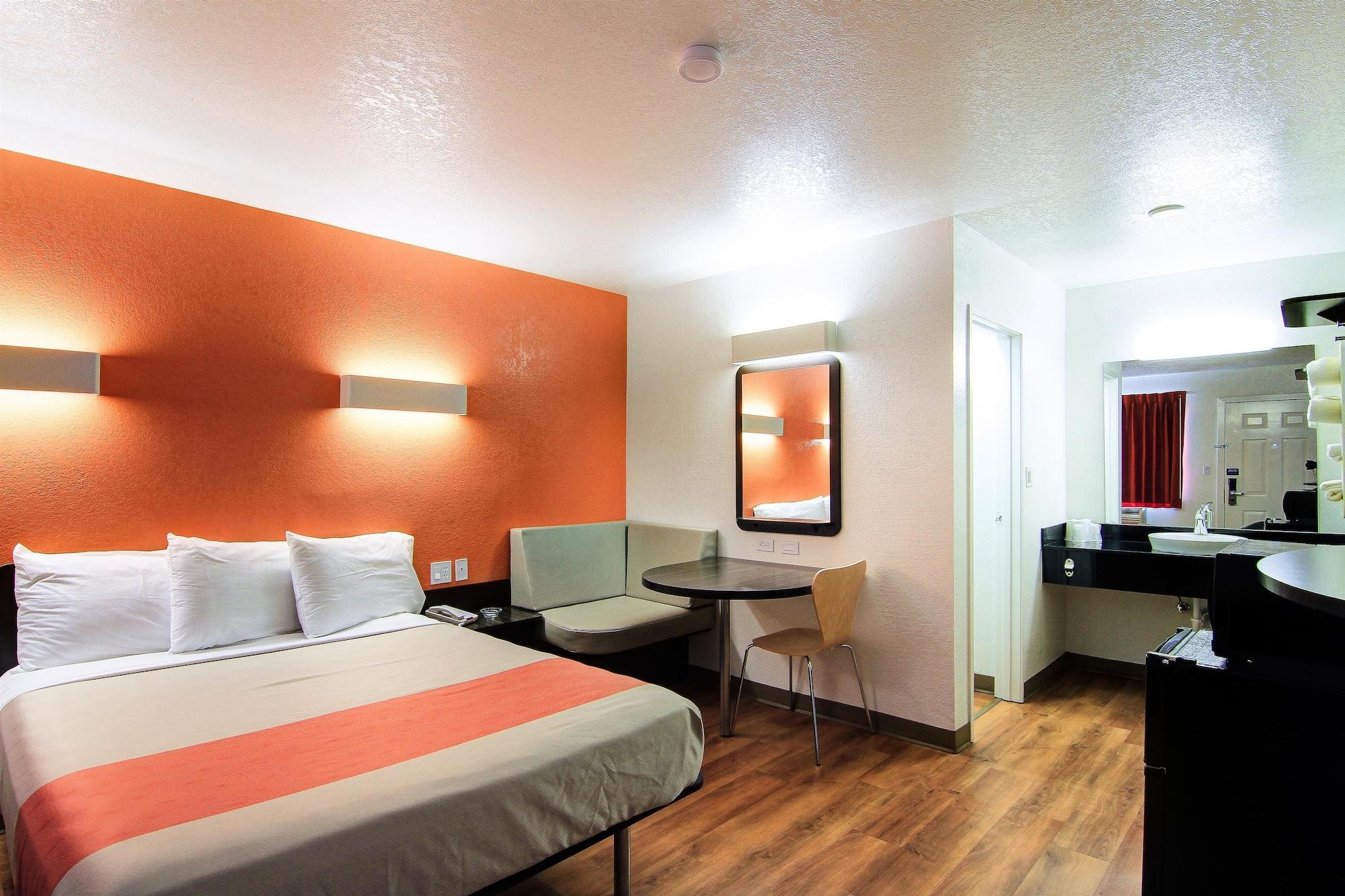 Motel 6 Old Town Scottsdale Fashion Square Zewnętrze zdjęcie