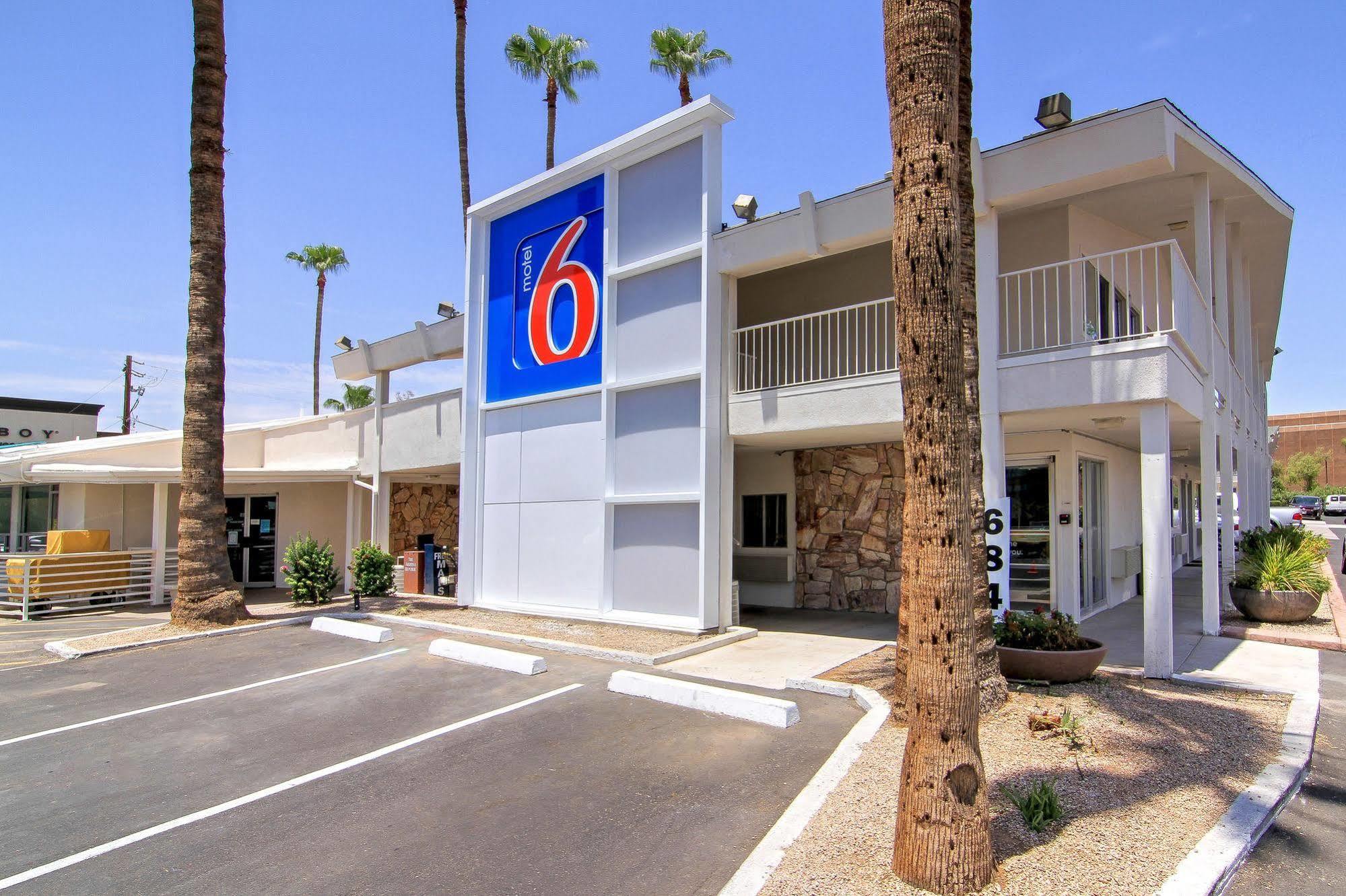 Motel 6 Old Town Scottsdale Fashion Square Zewnętrze zdjęcie